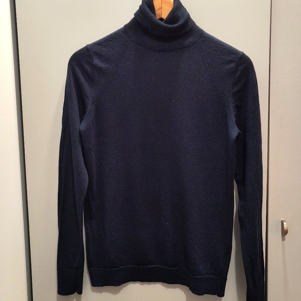 Banana Republic Turtleneck Navy Blue